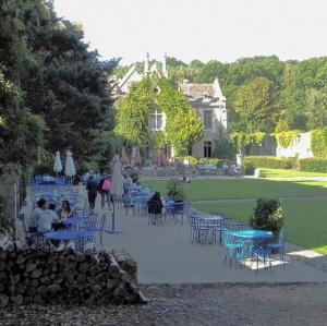 france/ile-de-france/abbaye-des-vaux-de-cernay/salon-de-the