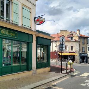 france/ile-de-france/bougival/rue-du-general-leclerc