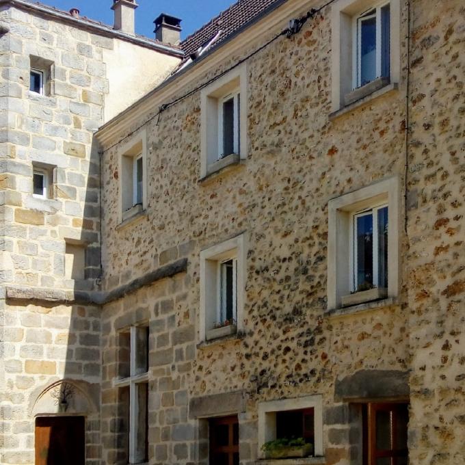 france/ile-de-france/chevreuse/la-maison-des-bannieres