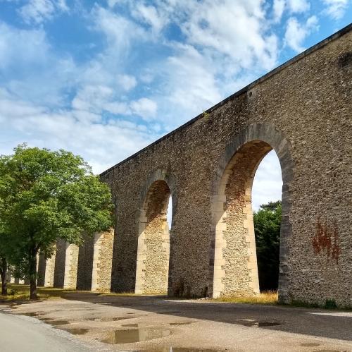 france/ile-de-france/louveciennes/aqueduc-de-louveciennes