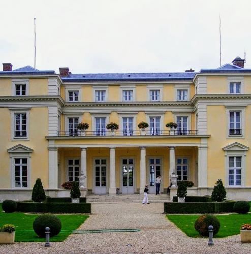 france/ile-de-france/louveciennes/chateau-de-voisins