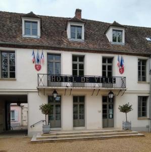 france/ile-de-france/montfort-l-amaury/mairie