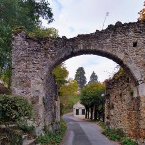 france/ile-de-france/montfort-l-amaury/porte-bardoul