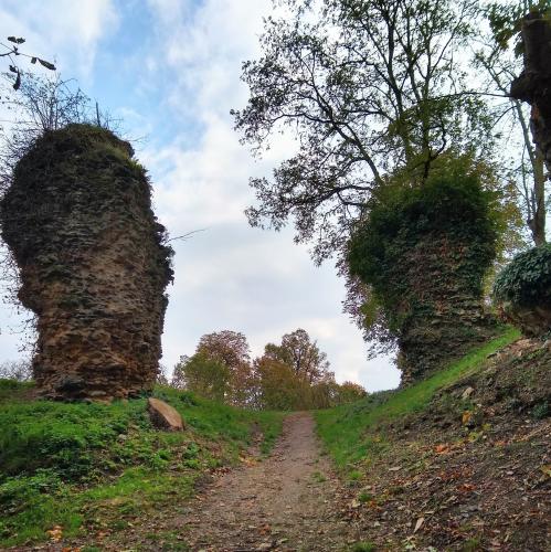 france/ile-de-france/montfort-l-amaury/porte-de-l-enfer