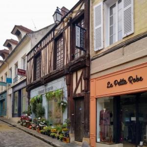 france/ile-de-france/montfort-l-amaury/rue-de-paris