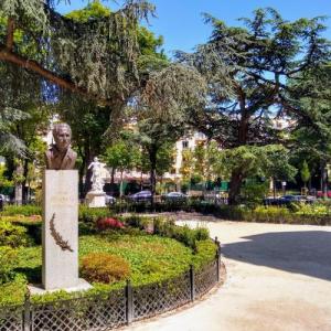 france/ile-de-france/neuilly-sur-seine/jardin-jean-mermoz