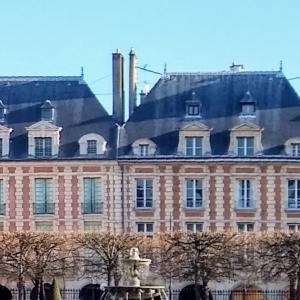 france/ile-de-france/paris/place-des-vosges