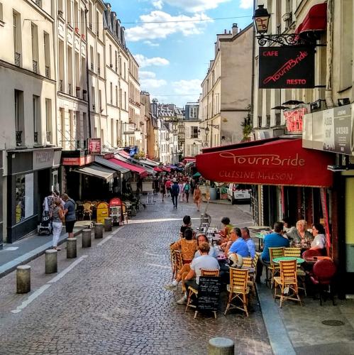 france/ile-de-france/paris/rue-mouffetard