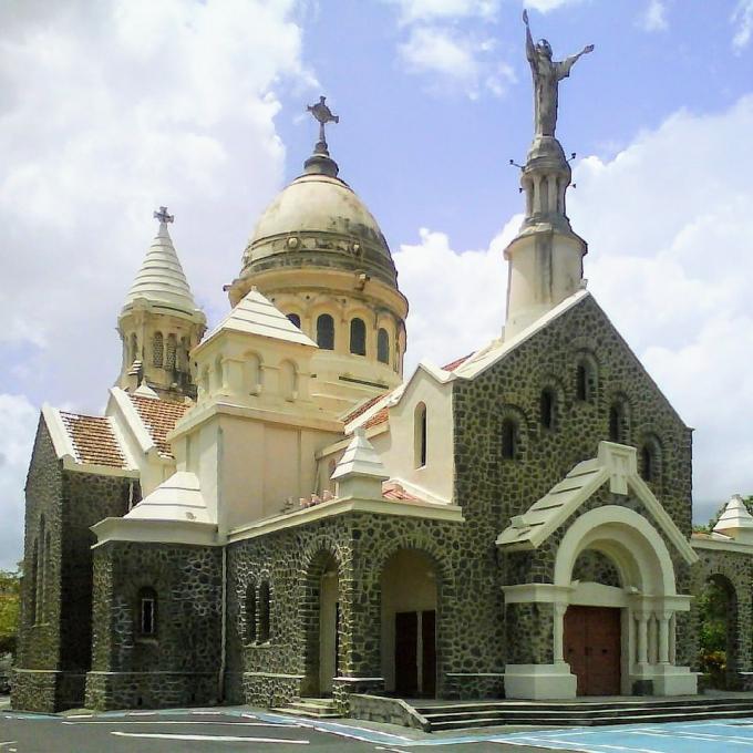 france/martinique/fort-de-france/eglise-du-sacre-coeur-de-balata