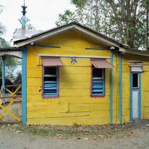 france/martinique/le-diamant/maison-du-bagnard