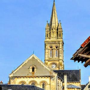 france/normandie/arromanches-les-bains/eglise