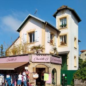 france/normandie/cabourg/avenue-de-la-mer