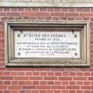 france/normandie/forges-les-eaux/couvent-des-capucins