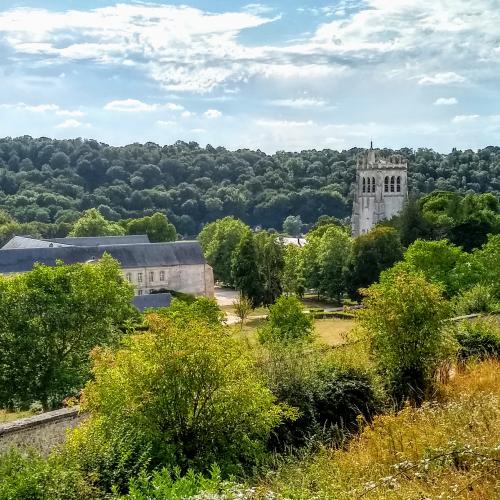 france/normandie/le-bec-hellouin/point-de-vue