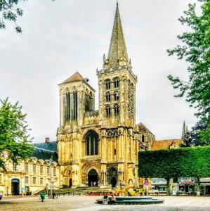 france/normandie/lisieux/cathedrale-de-lisieux