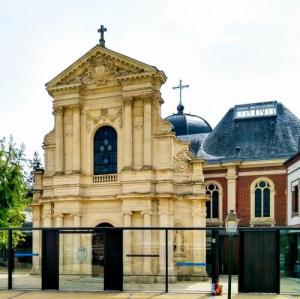 france/normandie/lisieux/chapelle-et-memorial-du-carmel-de-lisieux