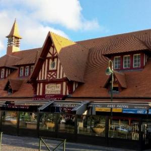 france/normandie/trouville/marche-au-poisson