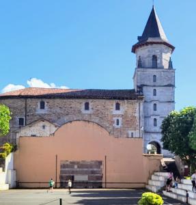 france/nouvelle-aquitaine/ainhoa/eglise