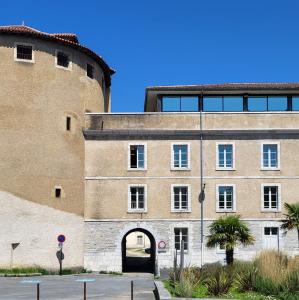 france/nouvelle-aquitaine/bayonne/chateau-neuf
