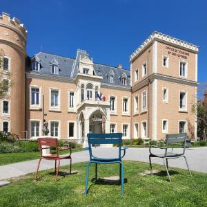 france/nouvelle-aquitaine/biarritz/chateau-javalquinto