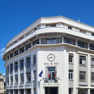 france/nouvelle-aquitaine/biarritz/hotel-de-ville