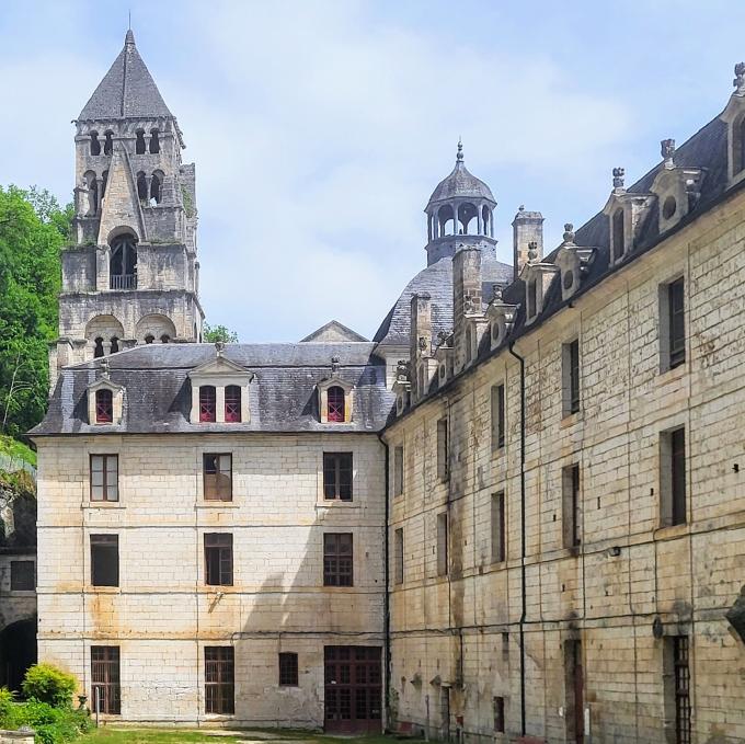france/nouvelle-aquitaine/brantome/abbaye-musee-fernand-desmoulin