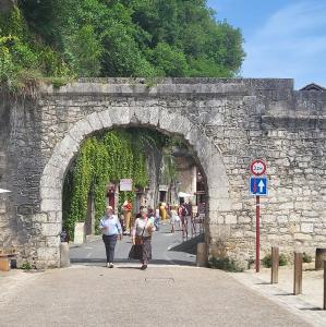 france/nouvelle-aquitaine/brantome/porte-des-reformes