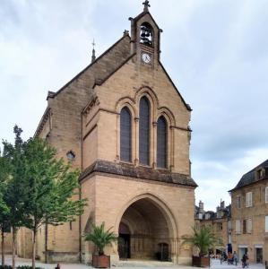 france/nouvelle-aquitaine/brive-la-gaillarde/collegiale-saint-martin