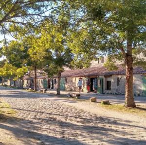 france/nouvelle-aquitaine/brouage/rue-de-la-grotte