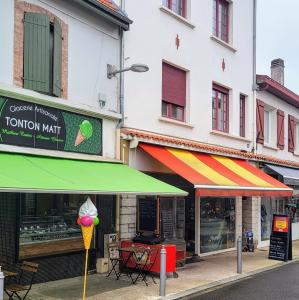 france/nouvelle-aquitaine/capbreton/rue-du-general-de-gaulle