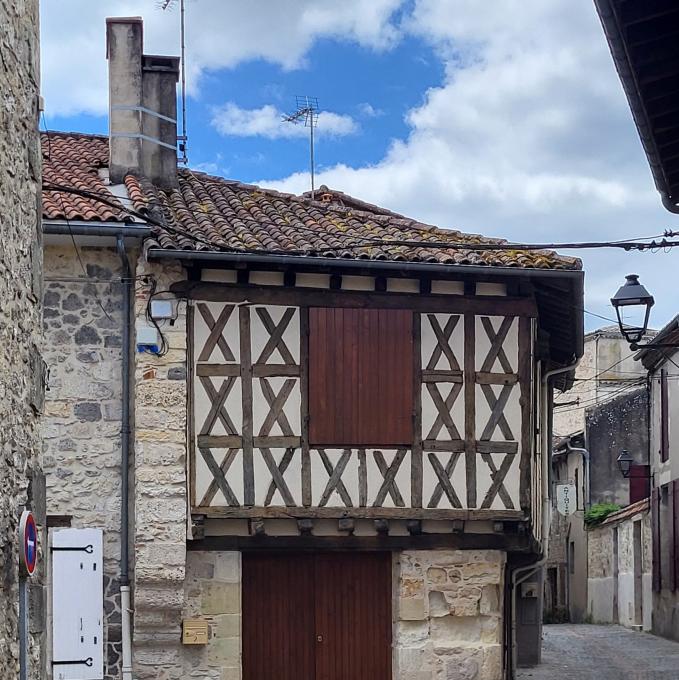 france/nouvelle-aquitaine/casteljaloux/maisons-a-colombages