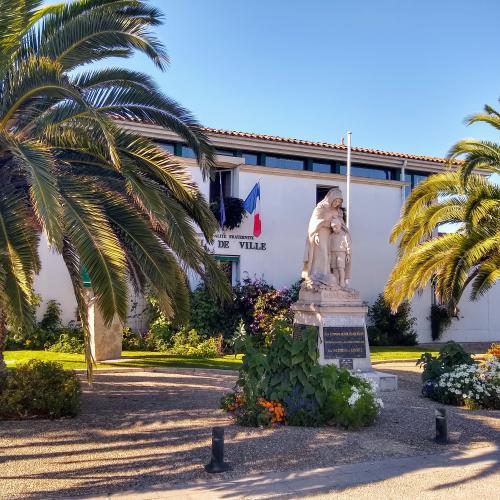 france/nouvelle-aquitaine/dolus-d-oleron/mairie