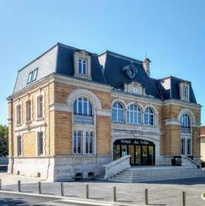 france/nouvelle-aquitaine/gujan-mestras/mairie