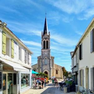 france/nouvelle-aquitaine/la-couarde-sur-mer/eglise-notre-dame-de-l-annonciation