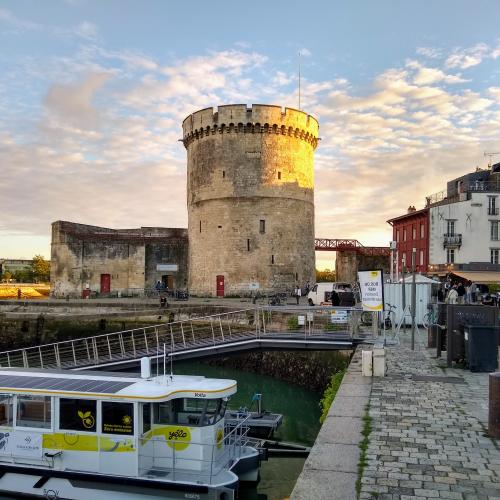 france/nouvelle-aquitaine/la-rochelle/tour-de-la-chaine