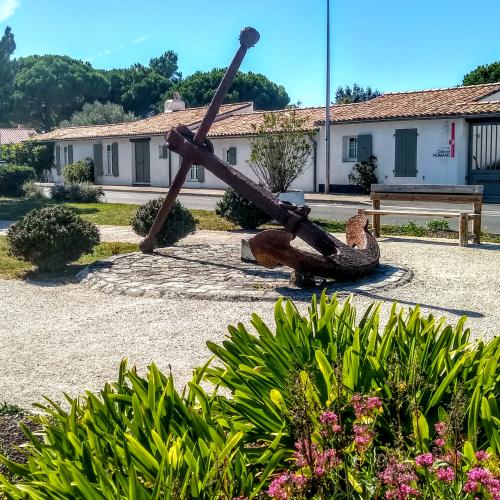 france/nouvelle-aquitaine/le-bois-plage-en-re/ancre-du-cristina-rueda