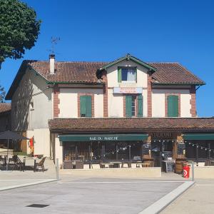 france/nouvelle-aquitaine/leon/centre-du-village