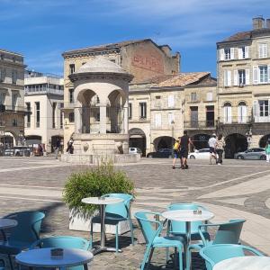 france/nouvelle-aquitaine/libourne/place-abel-surchamp