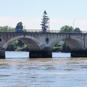 france/nouvelle-aquitaine/libourne/pont-de-pierre