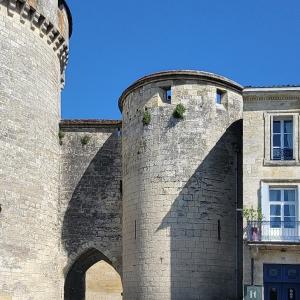 france/nouvelle-aquitaine/libourne/porte-du-grand-port