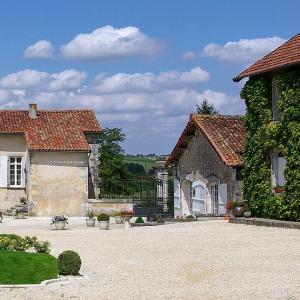 france/nouvelle-aquitaine/logis-du-maine-giraud