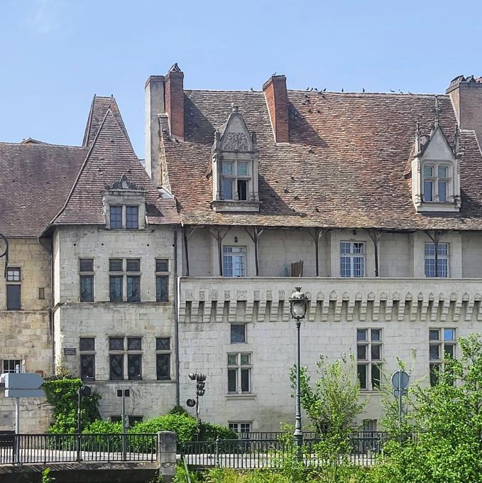 france/nouvelle-aquitaine/perigueux/maisons-des-quais