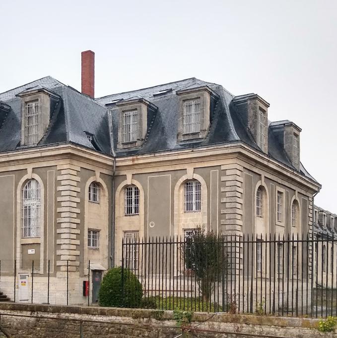 france/nouvelle-aquitaine/rochefort/ancienne-ecole-de-medecine-navale