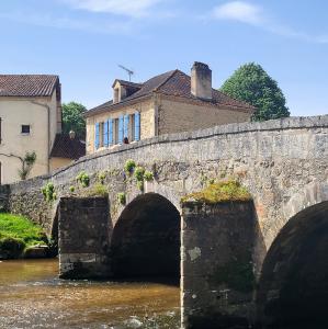 france/nouvelle-aquitaine/saint-jean-de-cole