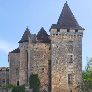 france/nouvelle-aquitaine/saint-jean-de-cole/chateau-de-la-marthonie
