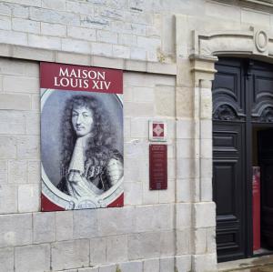 france/nouvelle-aquitaine/saint-jean-de-luz/maison-louis-xiv