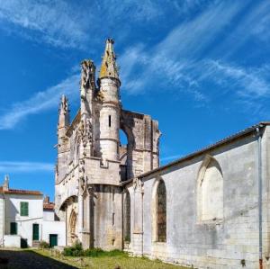 france/nouvelle-aquitaine/saint-martin-de-re/eglise-saint-martin