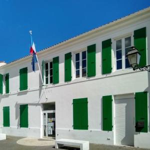 france/nouvelle-aquitaine/saint-trojan-les-bains/mairie