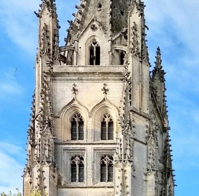 france/nouvelle-aquitaine/saintes/eglise-saint-eutrope