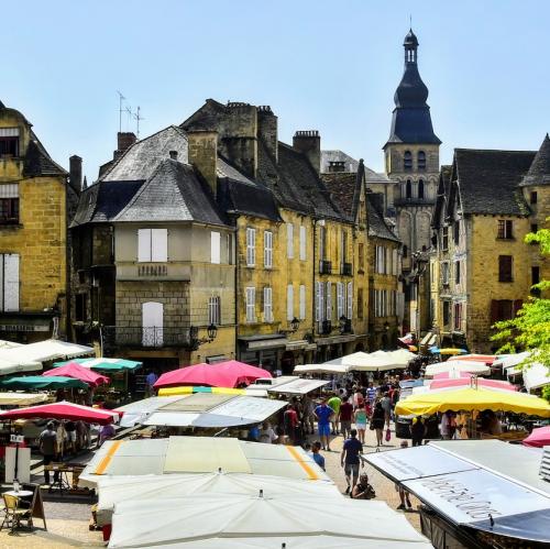 france/nouvelle-aquitaine/sarlat-la-caneda